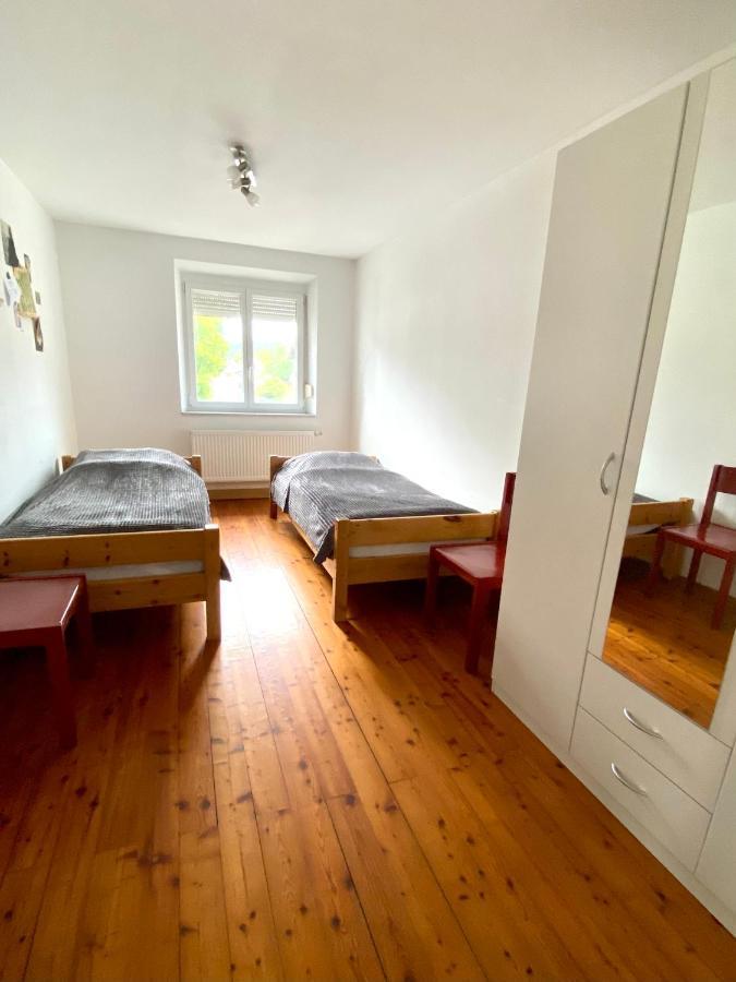 3 Zimmer Apartment Mit Flussblick - Self Check-In Eggenfelden Exterior photo